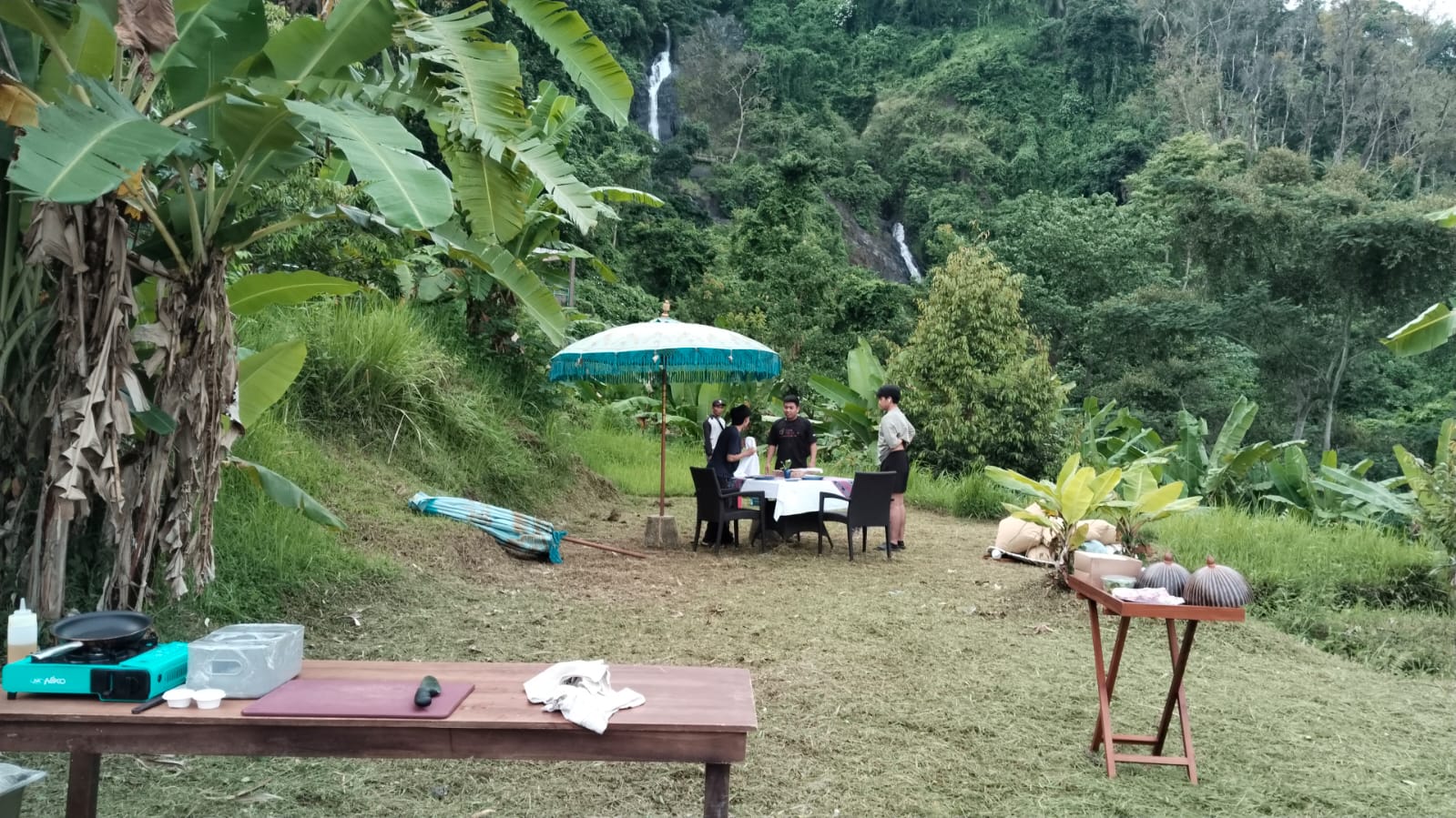 Dining under the waterfall 3